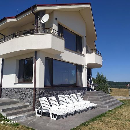 Villa Relax Tsigov Chark Exterior photo