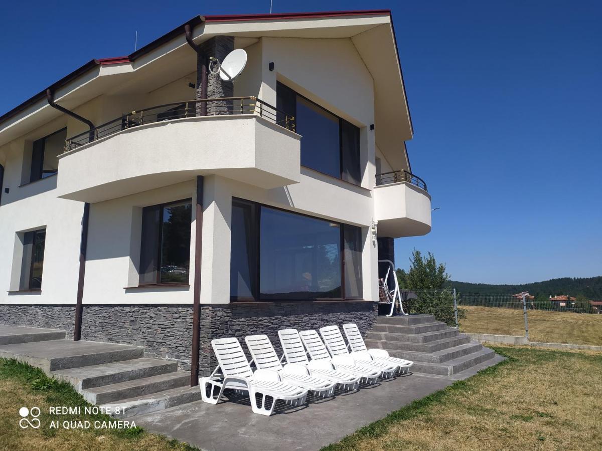 Villa Relax Tsigov Chark Exterior photo